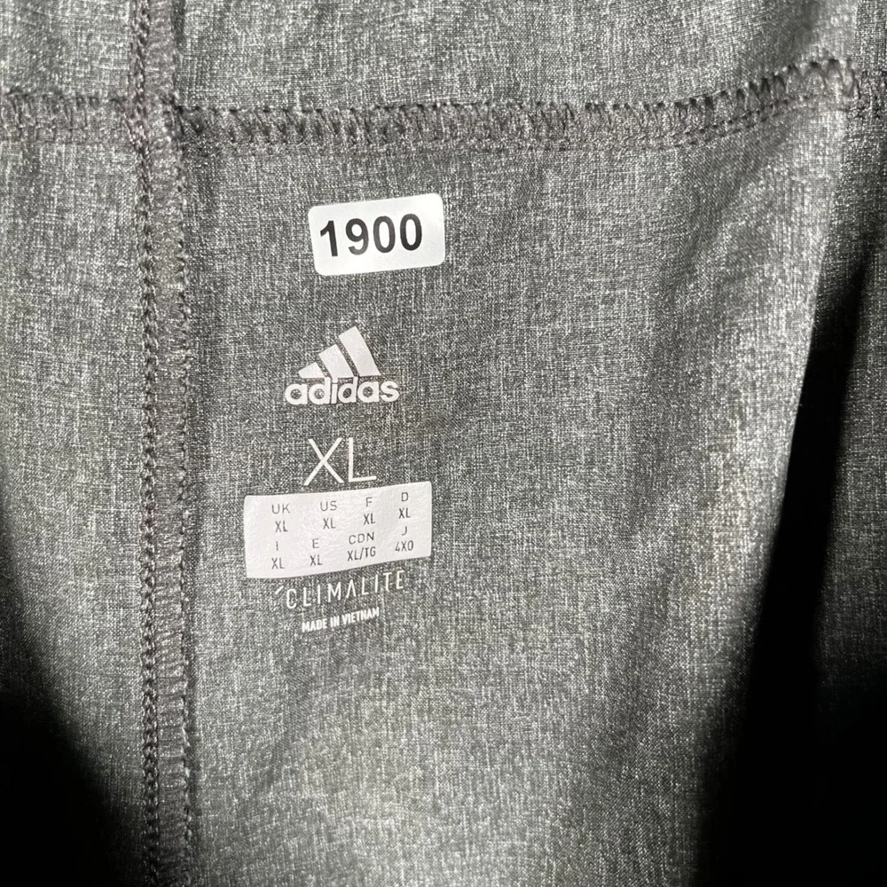 Adidas Climalite Mens XL Athletic‎ Shorts Grey Tan Two Tone Gym Running